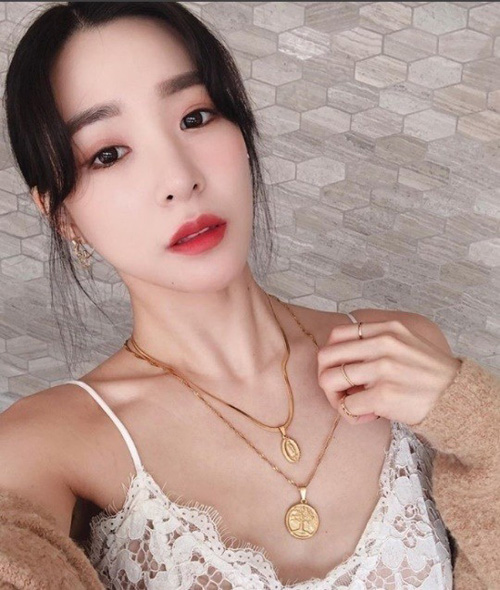 티파니 영, 과감한 패션으로 완성한 '고혹美'[★SNS]