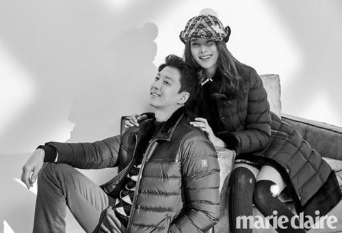 이동건♥조윤희 부부, 애정 가득한 눈빛…"퍼펙트 비주얼" (화보)