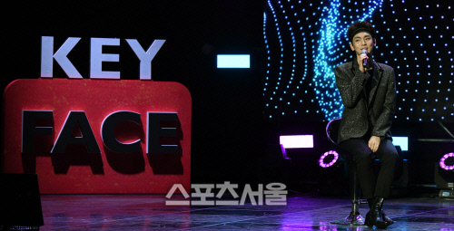 샤이니 키, 살짝 긴장돼요 [포토]