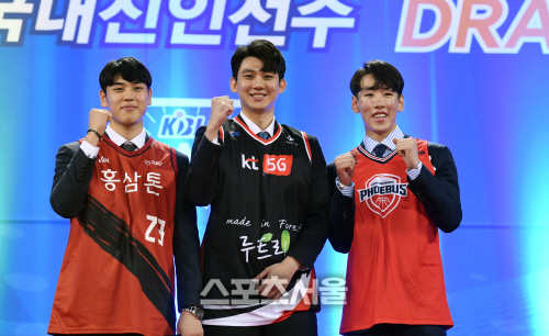 [포토] 변준형-박준영-서명진 \'환한 표정으로 화이팅\'