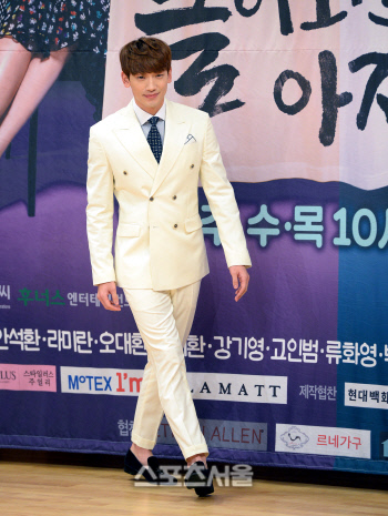 마닷의 '부모 사기 논란', 도끼 거쳐 비로 연쇄 이동