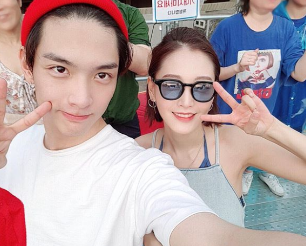 김재경, 동생 엔플라잉 김재현과 다정샷 '비주얼 남매' [★SNS]