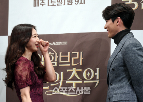 "한류킹·퀸의 만남" 현빈X박신혜 '마법같은 작품=알함브라 궁전의 추억'[SS현장]