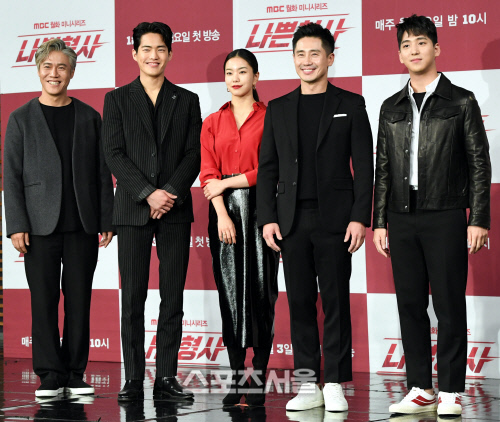 [포토] 박호산-김건우-이설-신하균-차선우, \'19금\'으로 뭉쳤다?