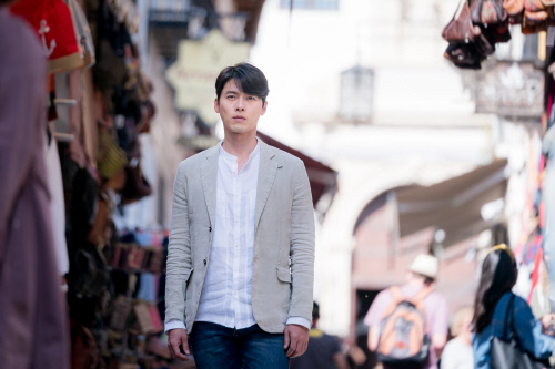 현빈이 온다…첫방 앞둔 '알함브라', 해외도 들썩