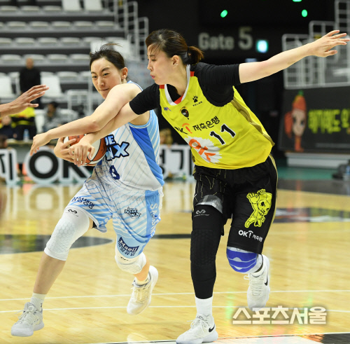 [포토] 삼성생명 이주연, 뚫어야 해!