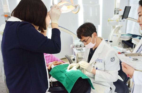 임플란트, 가격보단 원하는 결과를 만들 수 있는 곳을 선택해야