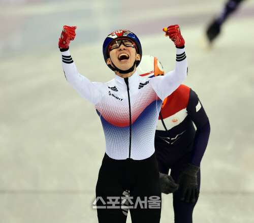 임효준-김건희, 쇼트트랙 월드컵 남·녀 1500m 금메달