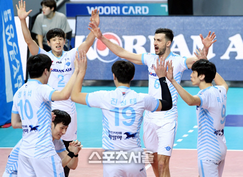 [포토] 대한항공, 대역전극을 위해!