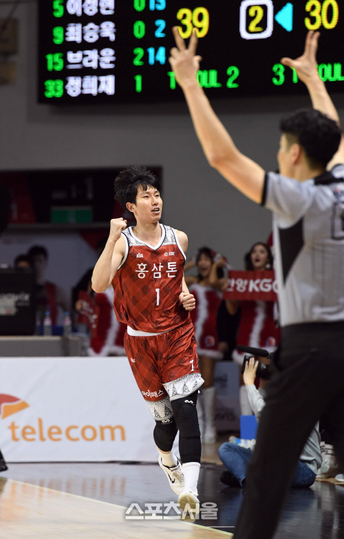 이민재, 기분좋게 2쿼터 마침표  [포토]