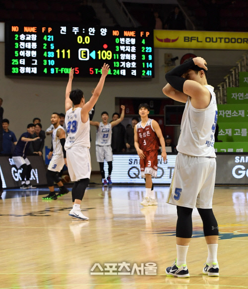 전주kcc 이정현, 내가 마침표를 찍었다 [포토]