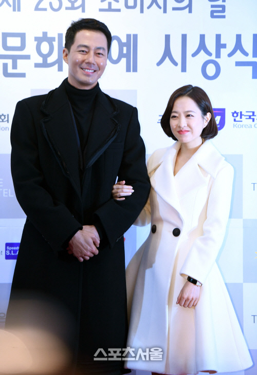 2018문화연예 시상식...올해의 배우 조인성&박보영 [포토]