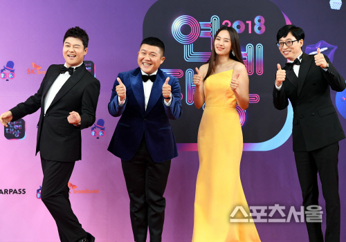 [포토] 전현무-조세호-조윤희-유재석, 해피~ 투게더!