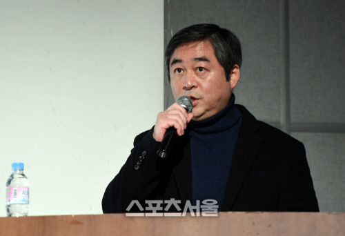 이정현 대표, 사건관련 반박 기자회견 [포토]