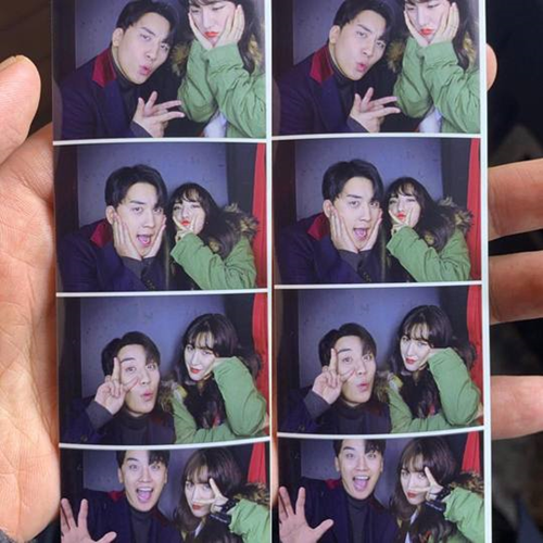 "붕어빵 외모"…승리, 동생과 연말 데이트 '현실 남매' [★SNS]