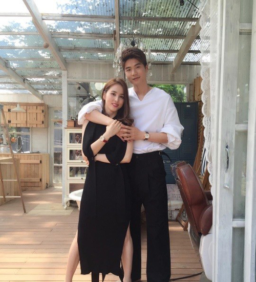 기성용, '한혜진♥'에 감사 인사 "올해도 고생 많았던 시온 엄마"[★SNS]