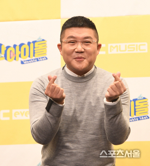 [포토] 조세호, 익살스런 하트~!