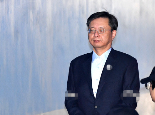 '국정농단' 우병우 구속기간 만료로 석방