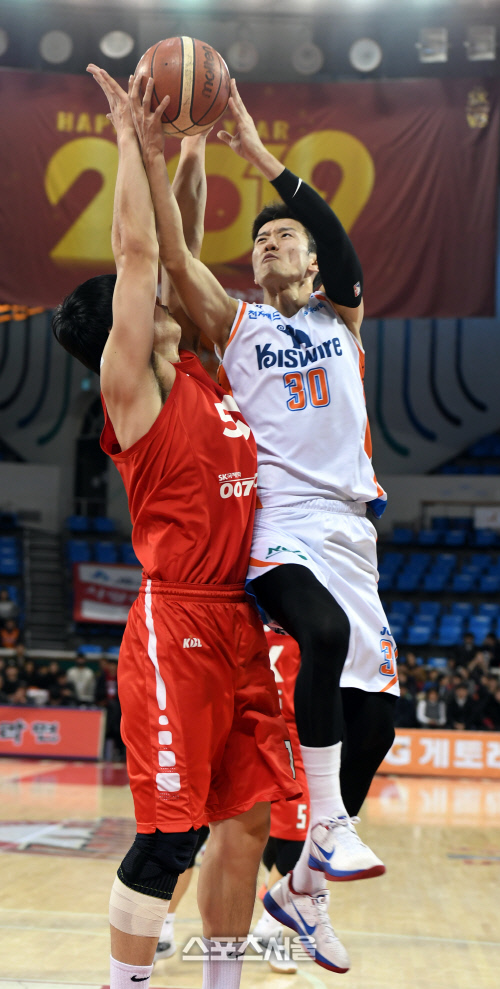 [포토] 박찬희 '과감한 슛 시도'