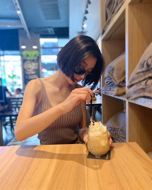 서예지, 민소매에 드러난 쇄골라인 '섹시美 물씬'[★SNS]