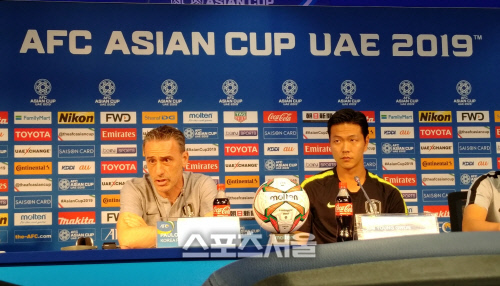 벤투 감독과 김영권