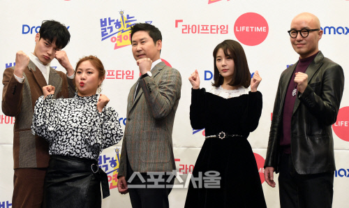 [포토] 정혁-박나래-신동엽-임현주-홍석천 "화이팅!"