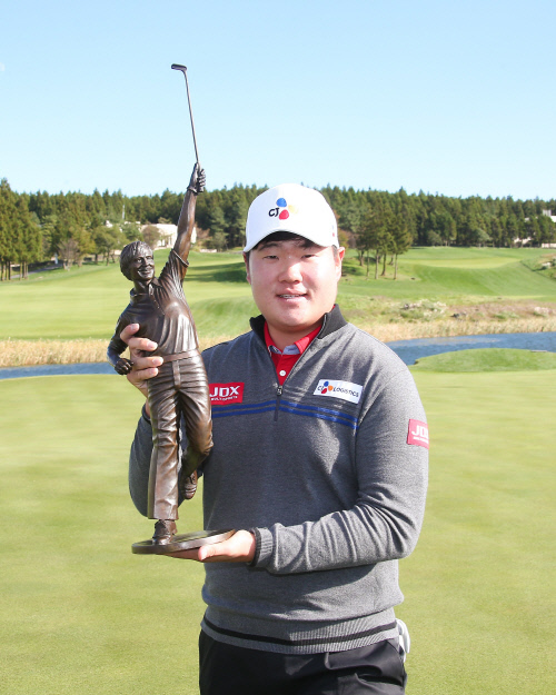 2016년 실패한 미국골프 남녀 동반 신인왕 탄생, 2019년엔 이룰까