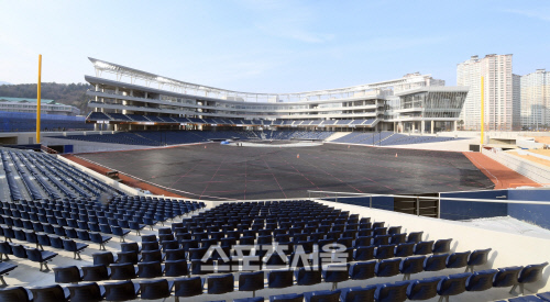 [포토] NC 새둥지 '창원NC파크', '외야에서는 이런 모습'