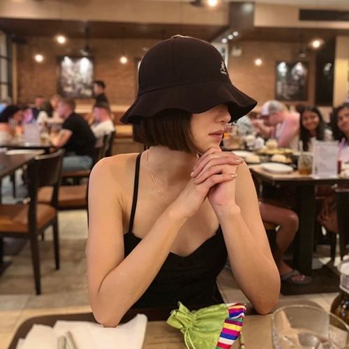 민소매 입고 '의외의 볼륨감' 뽐낸 배우 서예지