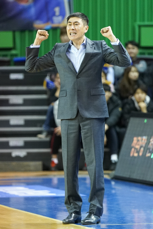 4연패 탈출 이상민 감독 "4쿼터 초반까지 좋았지만 준비 더 필요"