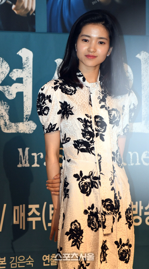 '대세배우' 김태리, 스크린 컴백…영화 '승리호'로 송중기와 호흡(공식)