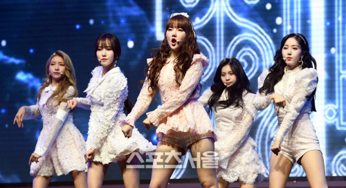 여자친구 'Time for us' 화려한 무대![포토]