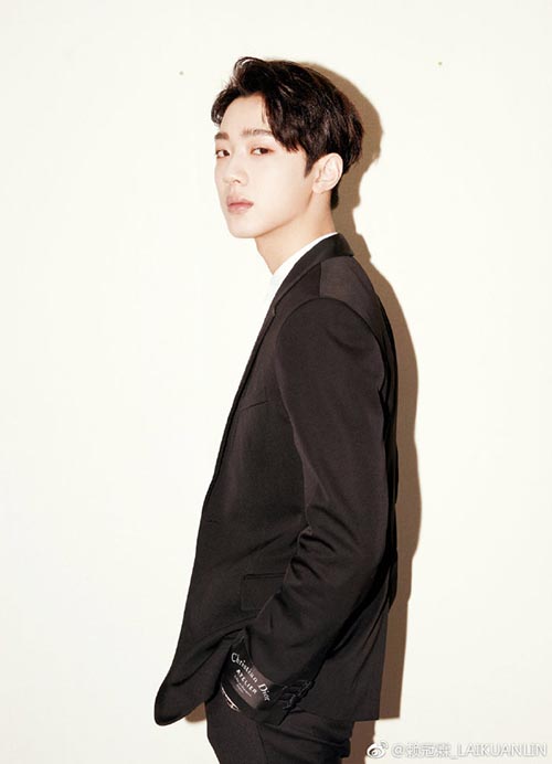 라이관린, 훈훈해진 모습으로 中 개인 기자회견 참석…활동 박차