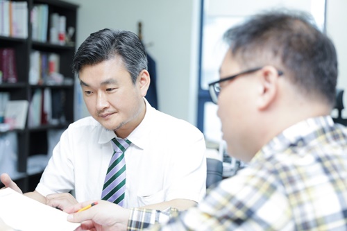 이혼소송 소장을 받았을 때 30일 안에 답변서 제출해야… 변호사가 말하는 대처법