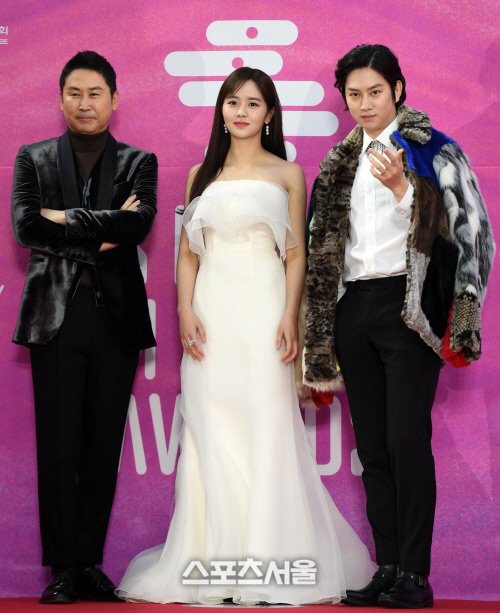 [포토] '서울가요대상' 3MC 신동엽-김소현-김희철
