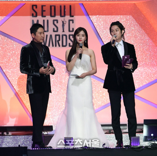 하이원 서울가요대상..사회는 신동엽,김소현,김희철![포토]