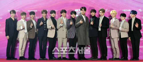 [포토] 세븐틴 \'열일하는 외모\' (서울가요대상)