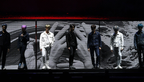 하이원 서울가요대상..피날레 BTS[포토]