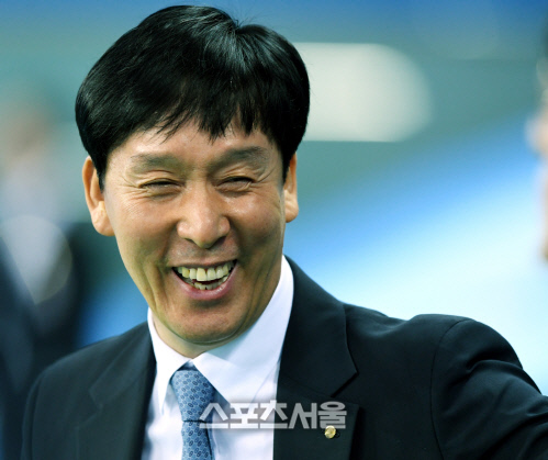 [포토] 신영철 감독, 껄껄껄~!