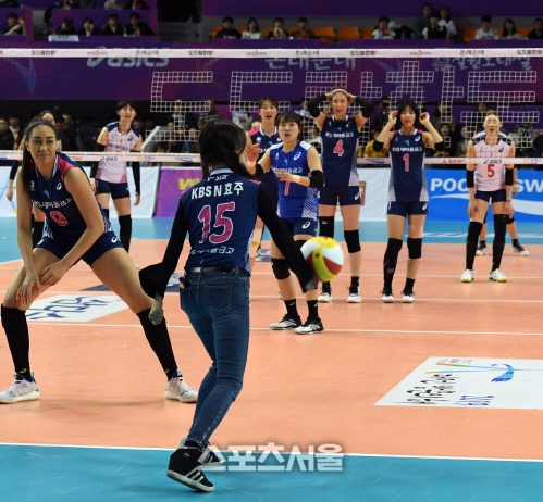 올스타전, 깜짝 투입 오효주 선수! [포토]