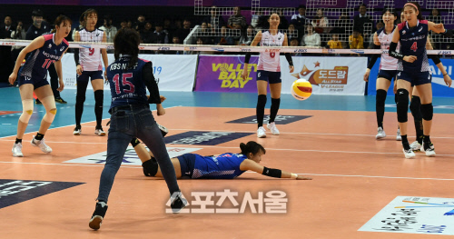 올스타전 깜짝 출전 오효주 아나, 이번엔 수비수 [포토]