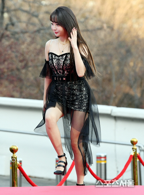 [포토] 펀치, 강추위 속... 과감한 스타일링~!