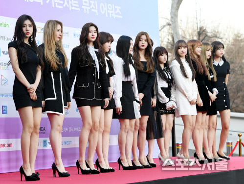 [포토] 아이즈원, 빼어난 각선미 과시하며~!