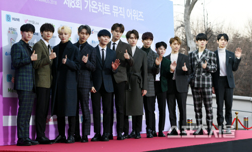 [포토] 세븐틴, 멋스러운 수트~!