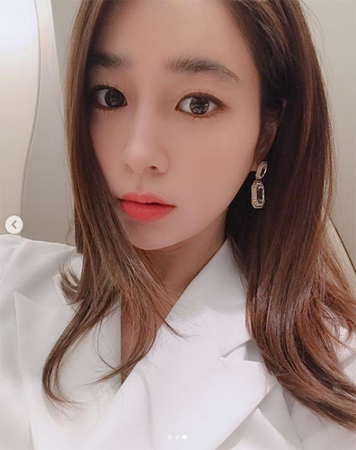 이민정, 초근접도 문제 없어 '완벽한 여신 미모'[★SNS]