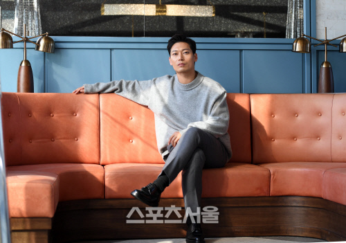 '알함브라' 박훈 "대충 찍어도 느와르 되는 얼굴, 현빈과 호흡 시너지"[SS인터뷰①]