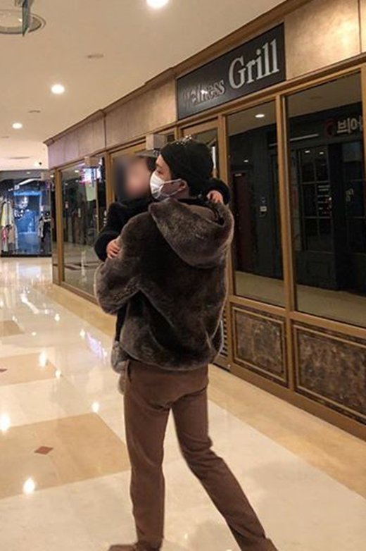 '조카 바보' 엑소 카이, 제니와 결별 후 훈훈한 첫 근황 공개