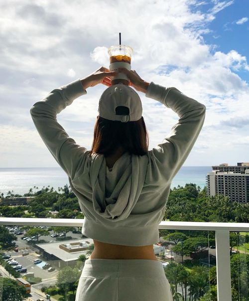 박민영, 감탄 자아내는 '개미허리+S라인'