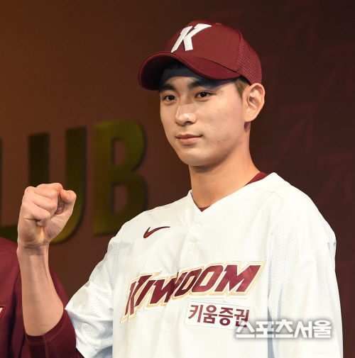 [포토] 이정후, 키움과 함께...더 성장하겠다!