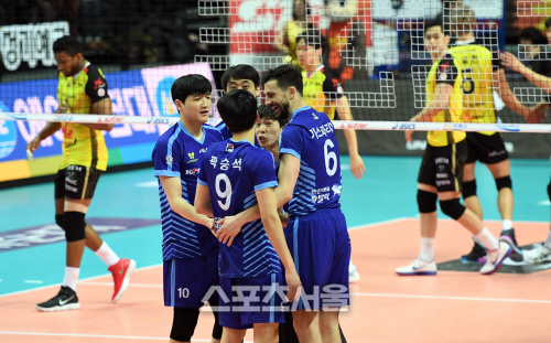 대한항공, 승리로 마침표![포토]